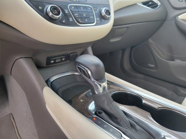 Used 2024 Chevrolet Malibu LT image 21