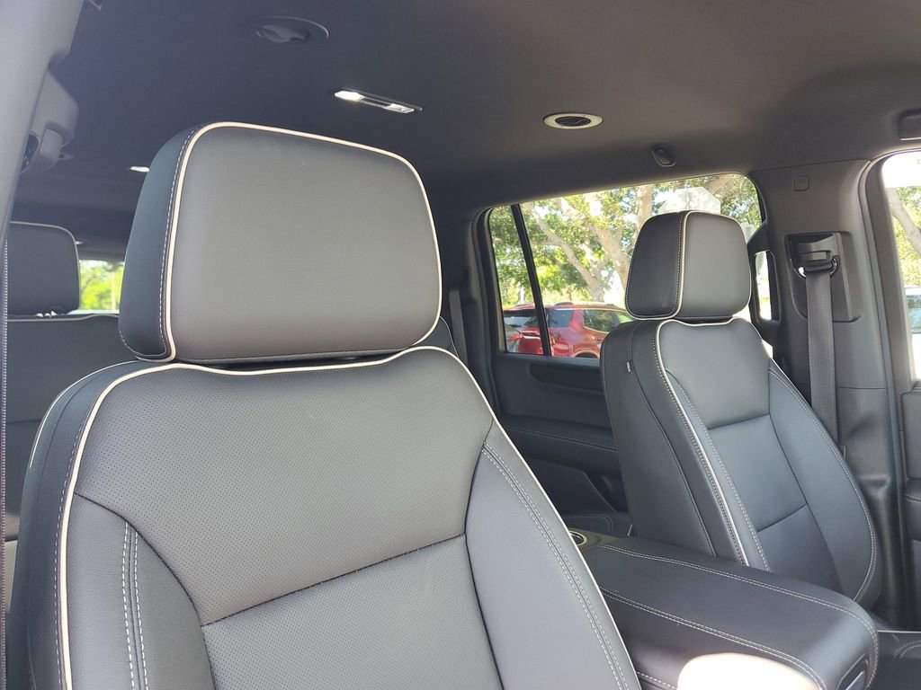 Certified 2025 GMC Yukon XL Elevation AWD/4WD image 23