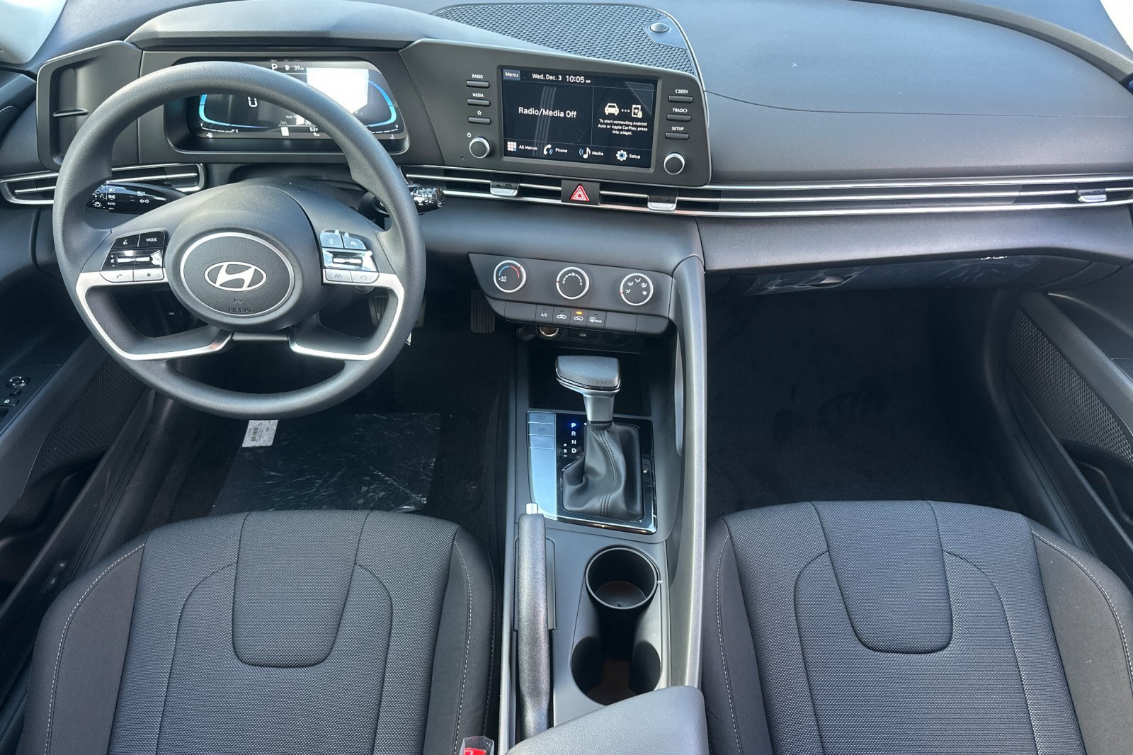 New 2026 Hyundai Elantra SE FWD image 13