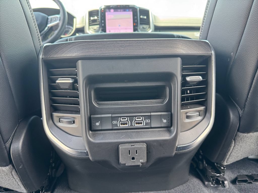 Used 2026 RAM 1500 Laramie AWD/4WD image 33