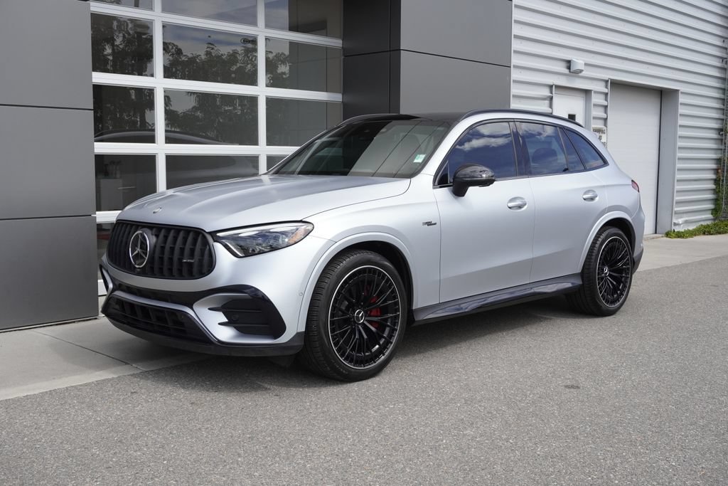 Used 2024 Mercedes-Benz GLC 43 AMG 4MATIC image 3