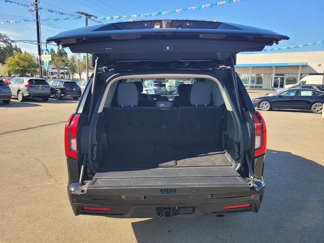 Used 2025 Ford Expedition Active AWD/4WD image 11