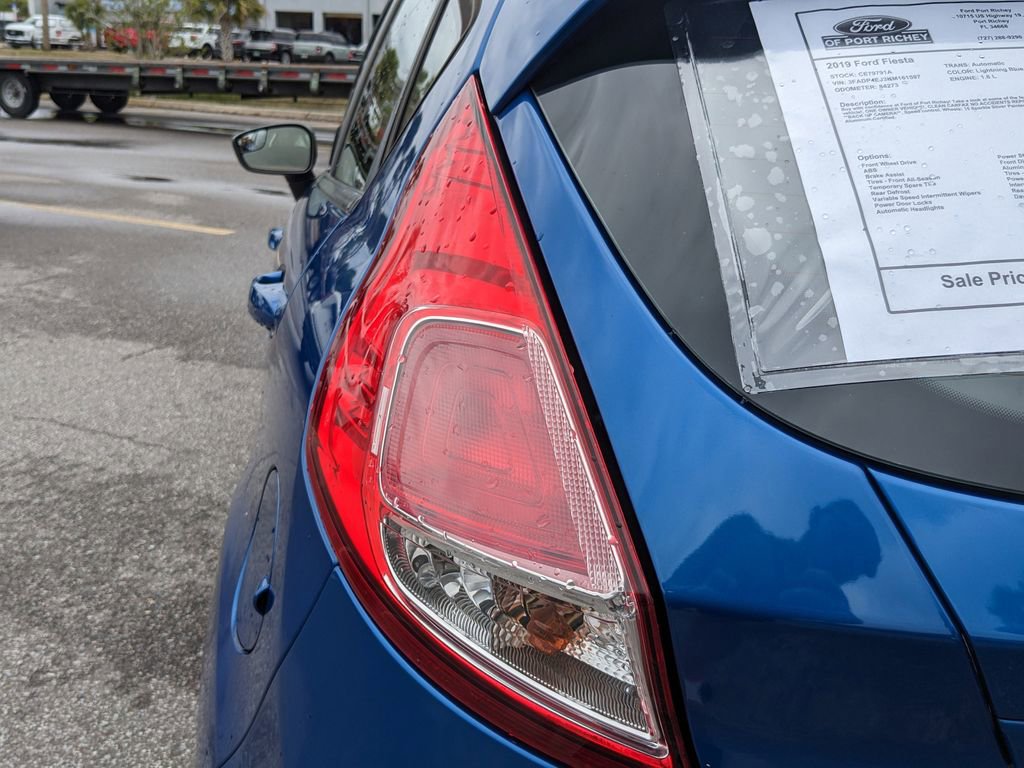 Certified 2019 Ford Fiesta SE image 12