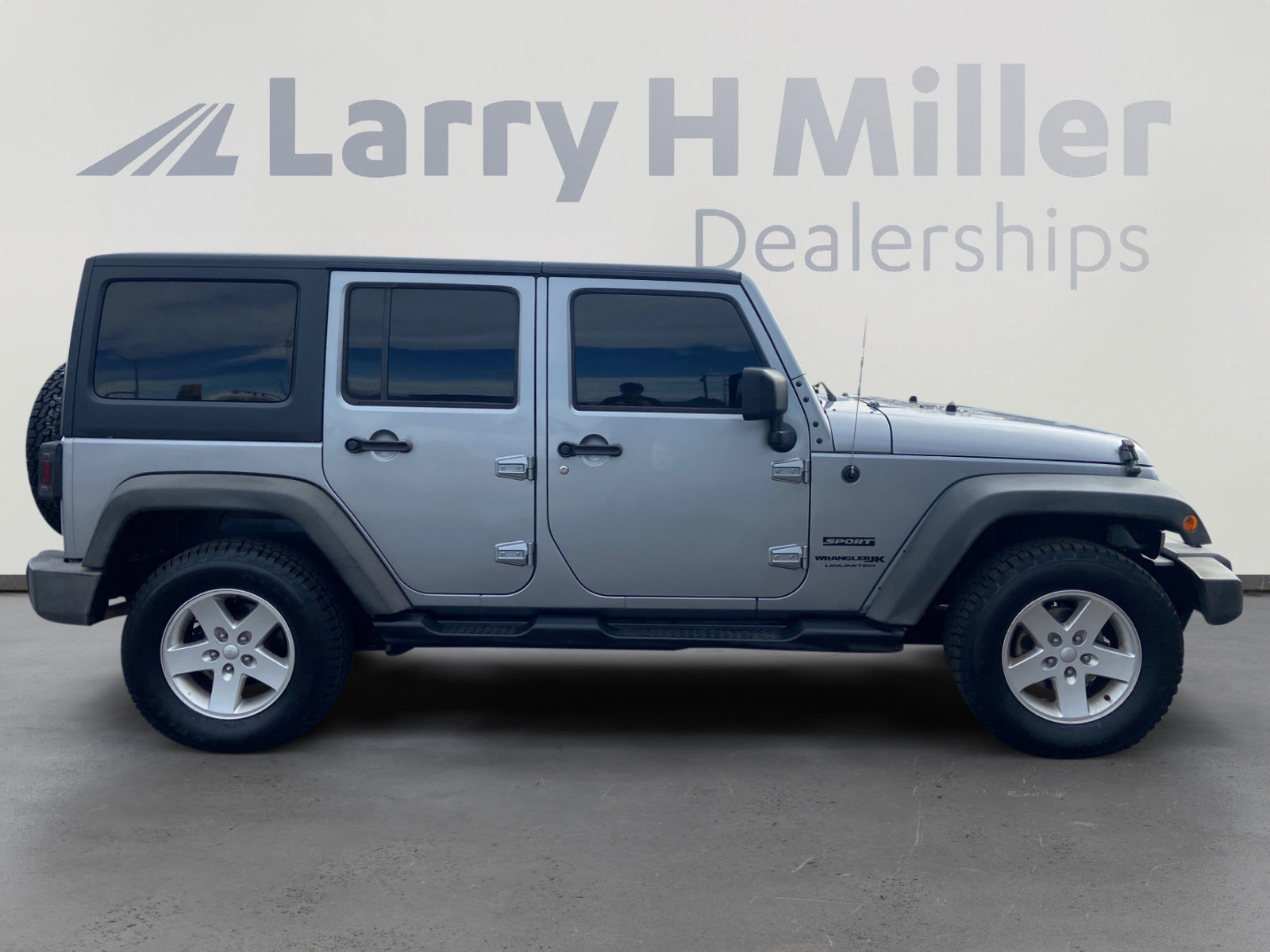 Used 2018 Jeep Wrangler Unlimited Sport S image 6