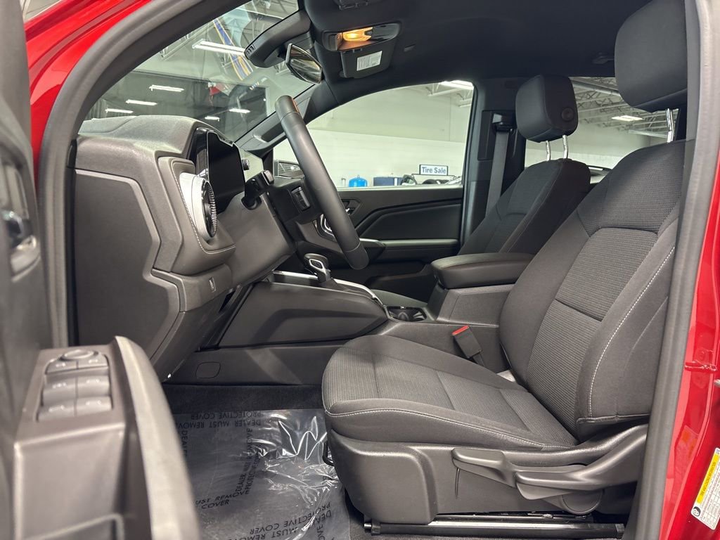 Used 2023 Chevrolet Colorado LT w/ LT Convenience Package III image 8