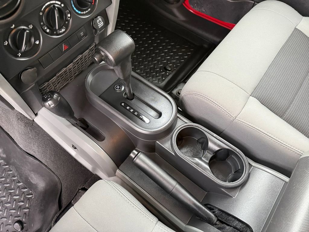 Used 2009 Jeep Wrangler X image 19