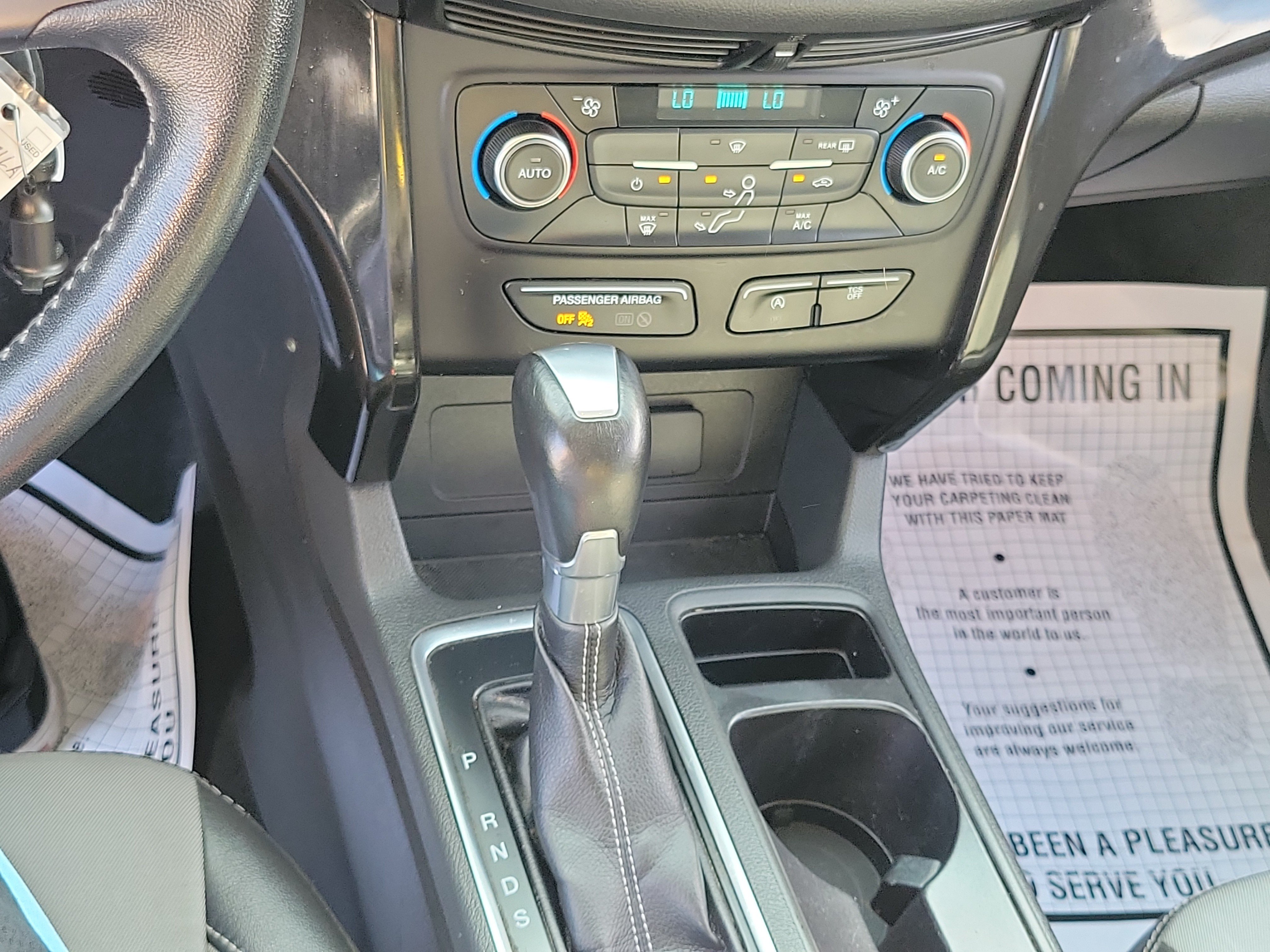 Used 2017 Ford Escape SE w/ SE Sport Appearance Package FWD image 15
