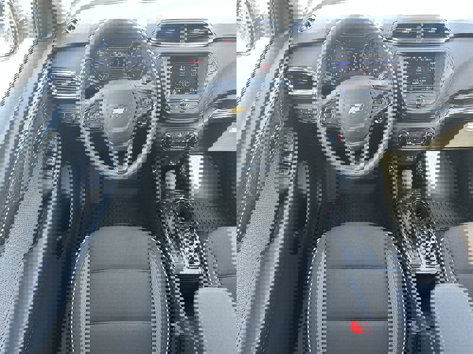 Used 2023 Chevrolet TrailBlazer LT image 17