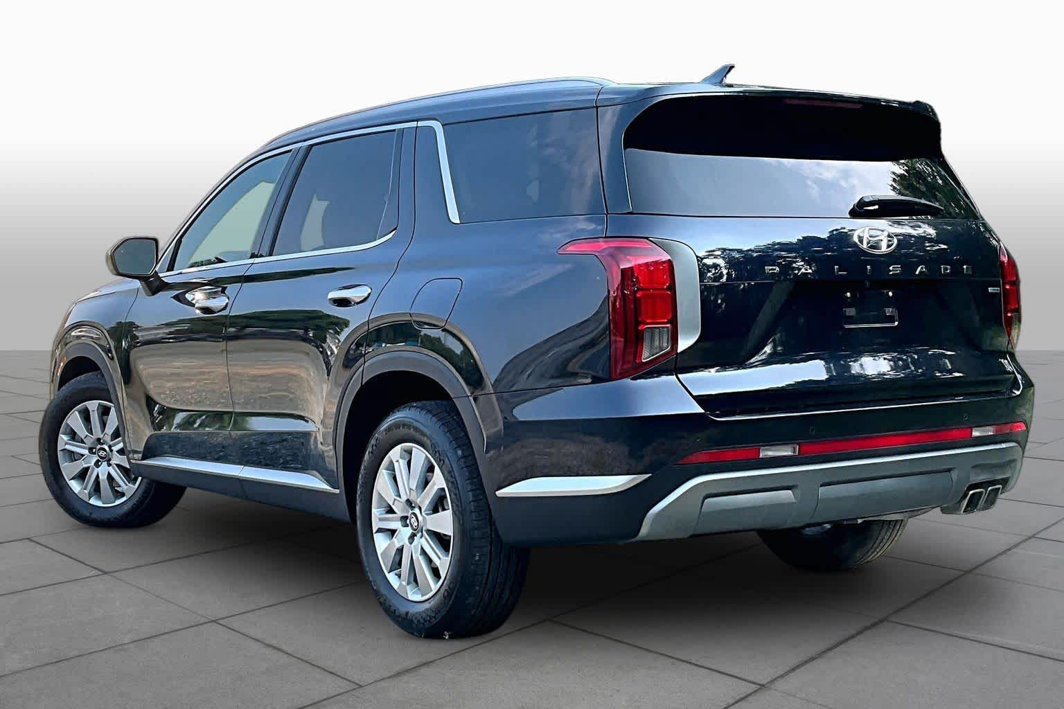 Used 2025 Hyundai Palisade SEL AWD/4WD image 12