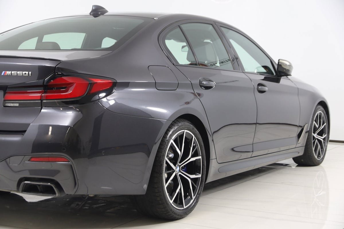Used 2023 BMW M550i xDrive image 56