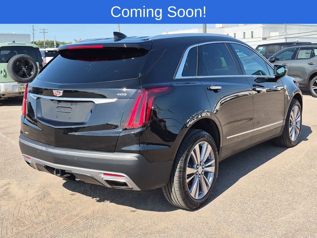 Used 2024 Cadillac XT5 Premium Luxury w/ LPO, Floor Liner Package AWD/4WD image 6