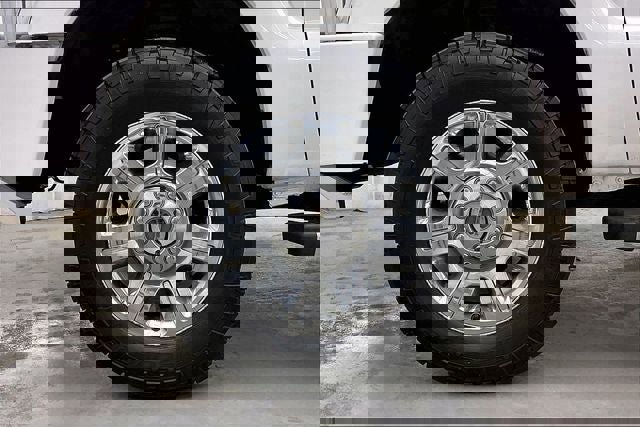 Used 2016 Ford F250 Lariat w/ Chrome Package image 10