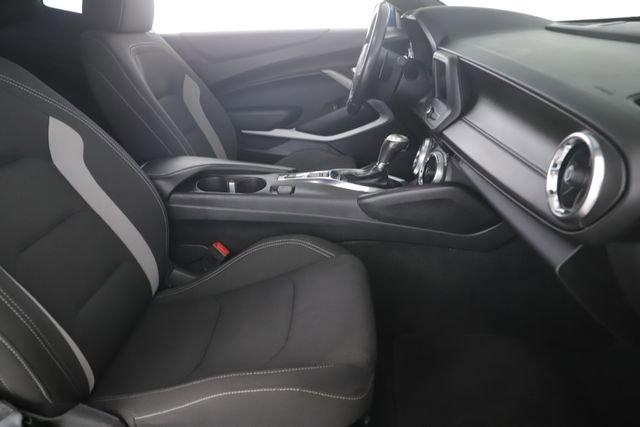 Used 2020 Chevrolet Camaro LT image 22