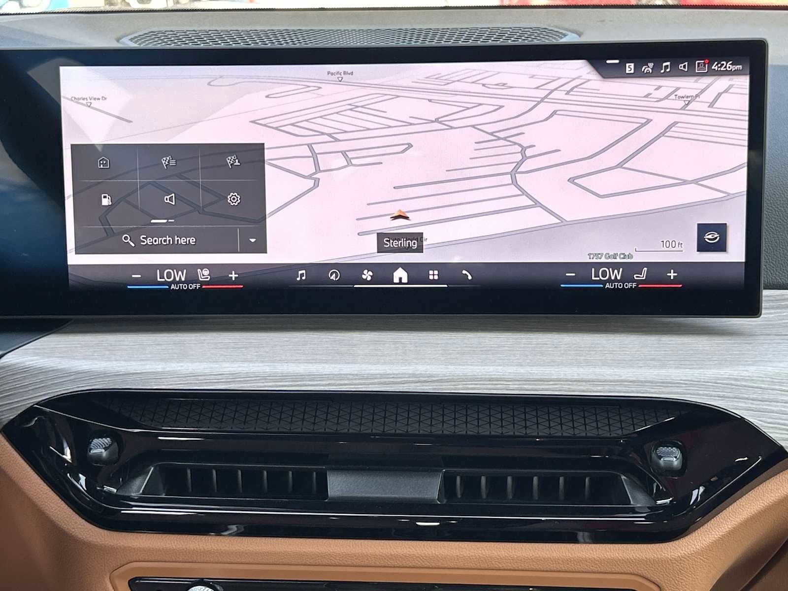 Used 2025 BMW 330i xDrive Sedan w/ Convenience Package image 56