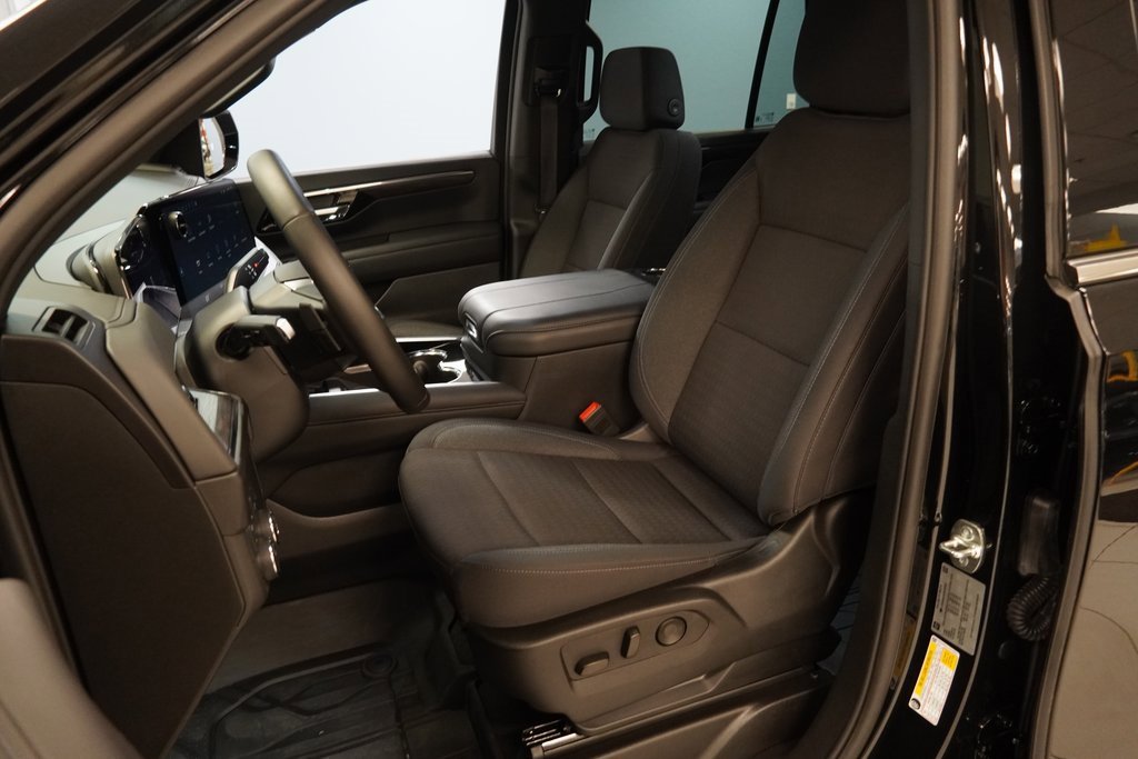 Certified 2025 Chevrolet Tahoe LS image 6