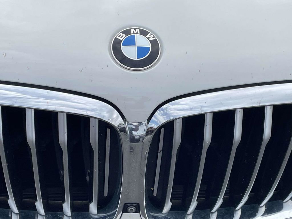 Used 2020 BMW X5 xDrive40i w/ Premium Package AWD/4WD image 4