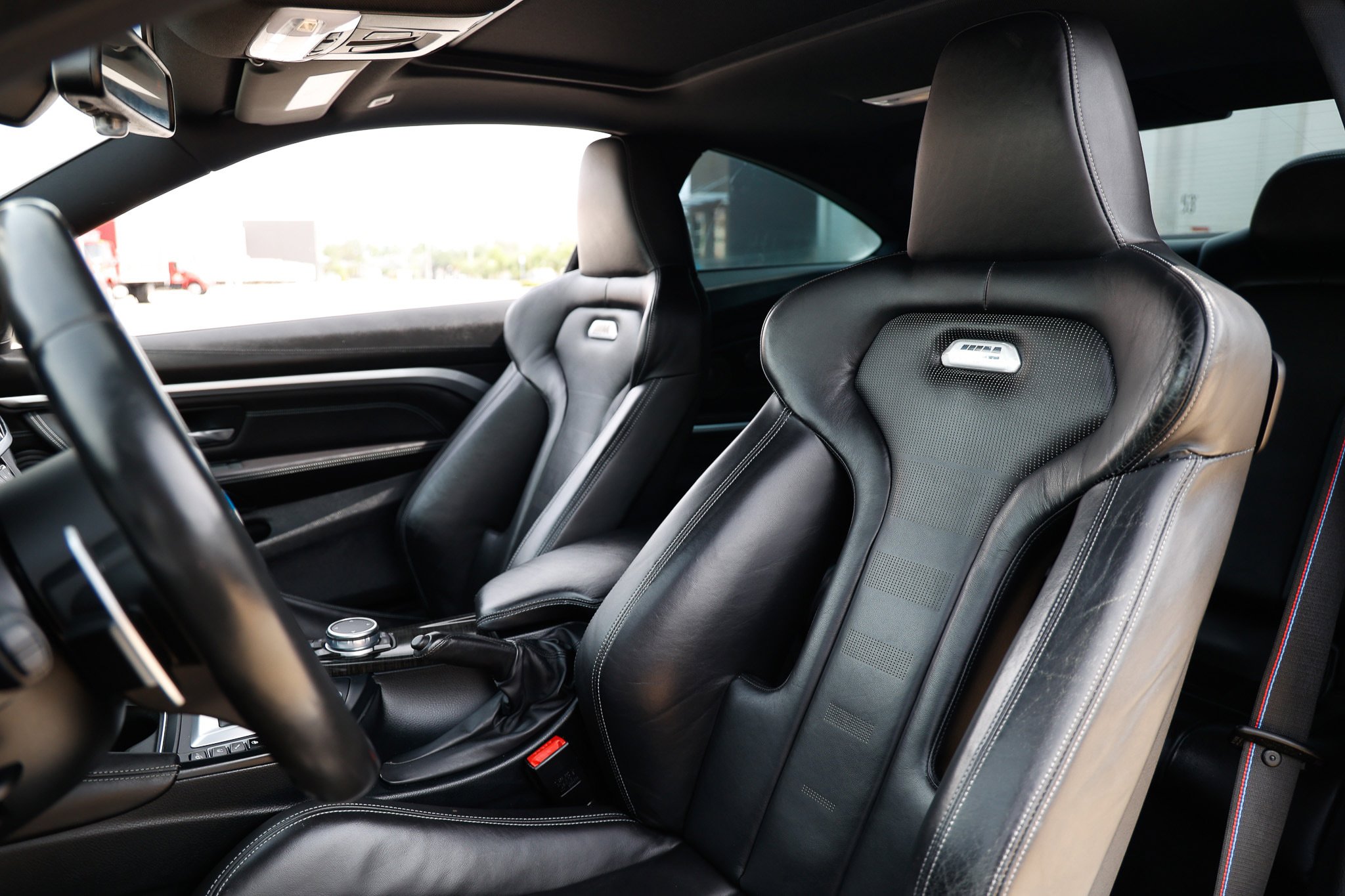 Used 2017 BMW M4 Coupe RWD image 10