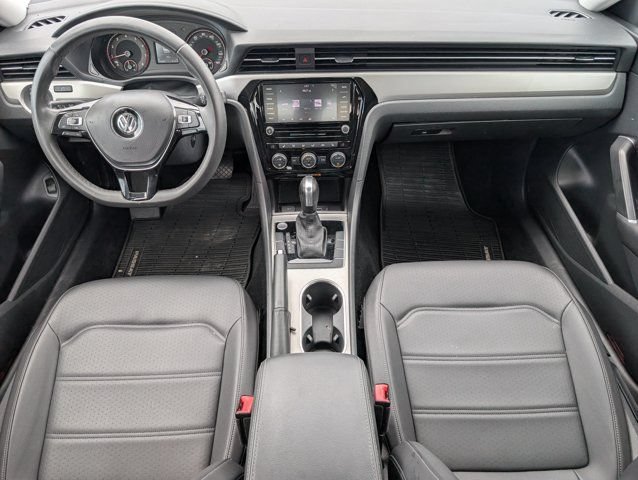 Used 2021 Volkswagen Passat 2.0T SE FWD image 5