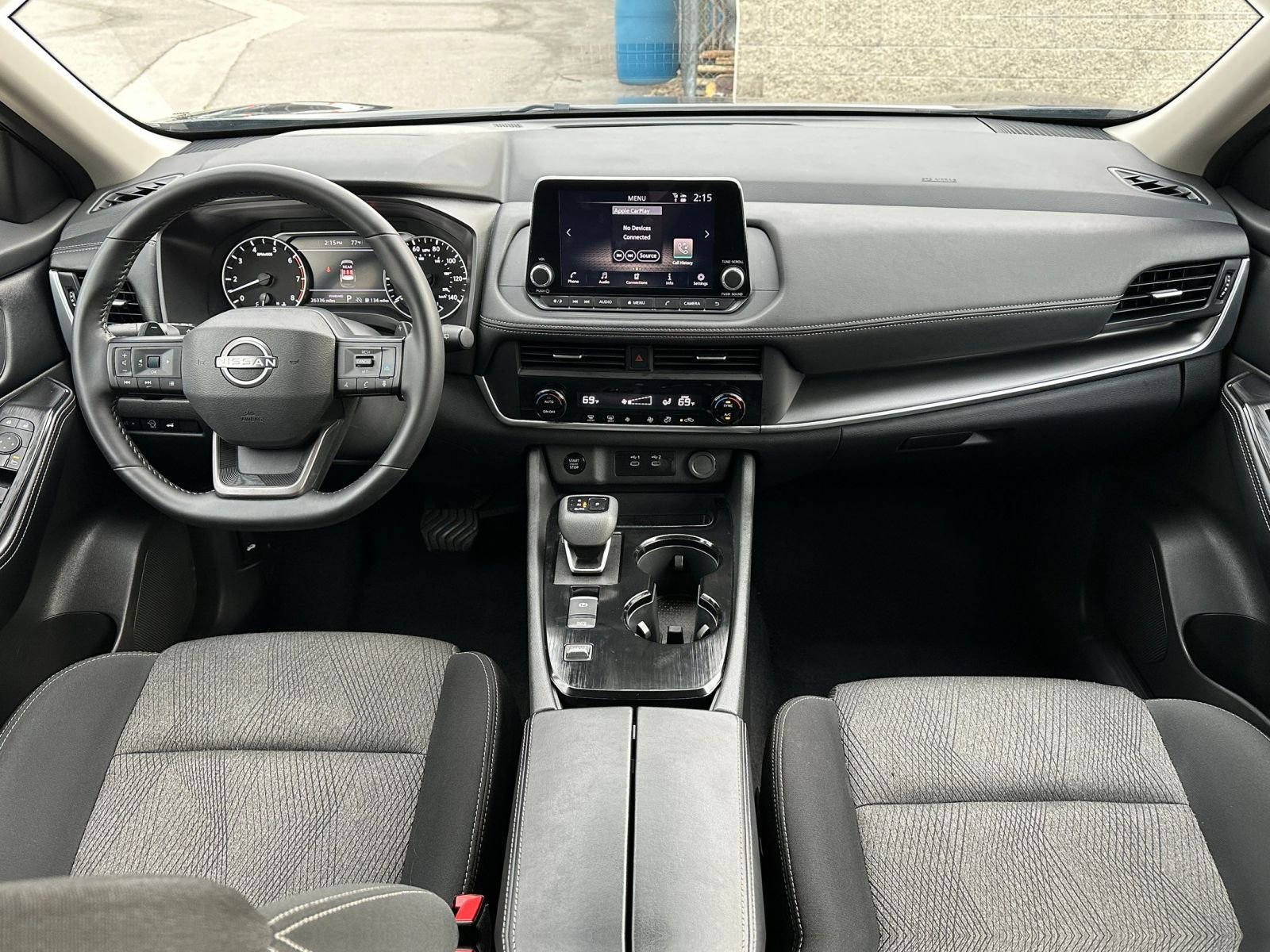 Used 2025 Nissan Rogue SV image 33