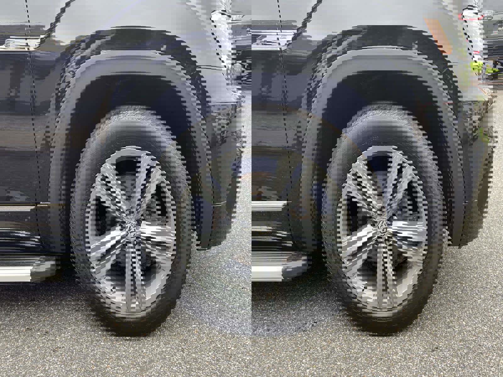 Used 2019 Volkswagen Atlas SE w/ Panoramic Sunroof Package image 5