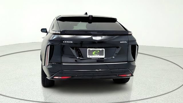 Used 2024 Cadillac Lyriq Tech AWD/4WD image 7