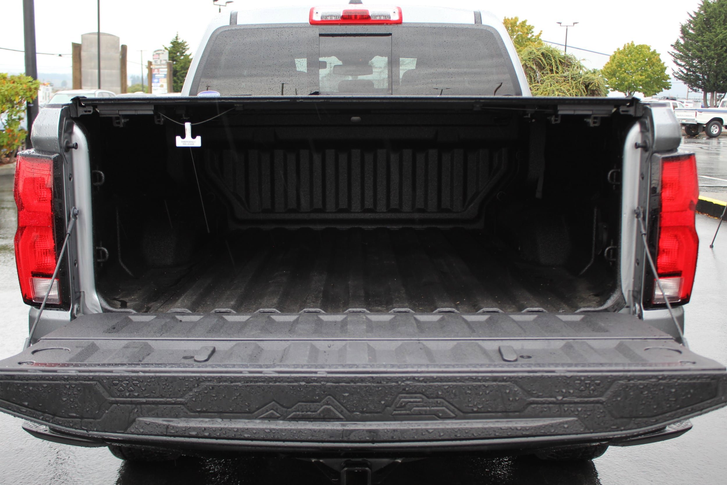 Used 2023 Chevrolet Colorado Z71 w/ Z71 Convenience Package 2 AWD/4WD image 19