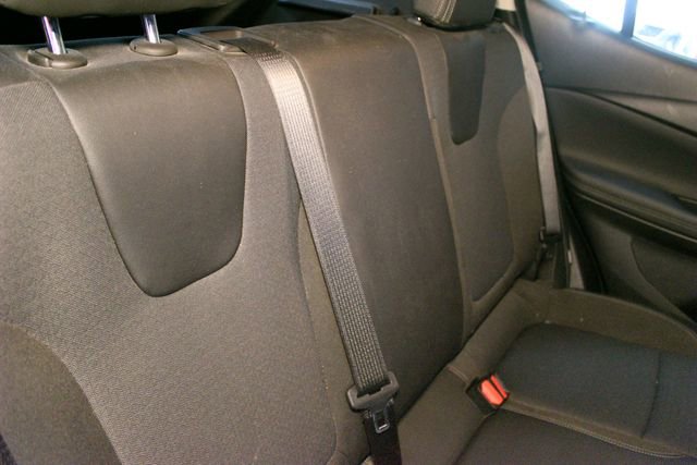 Used 2021 Buick Encore GX Preferred w/ Cold Weather Comfort Package AWD/4WD image 13