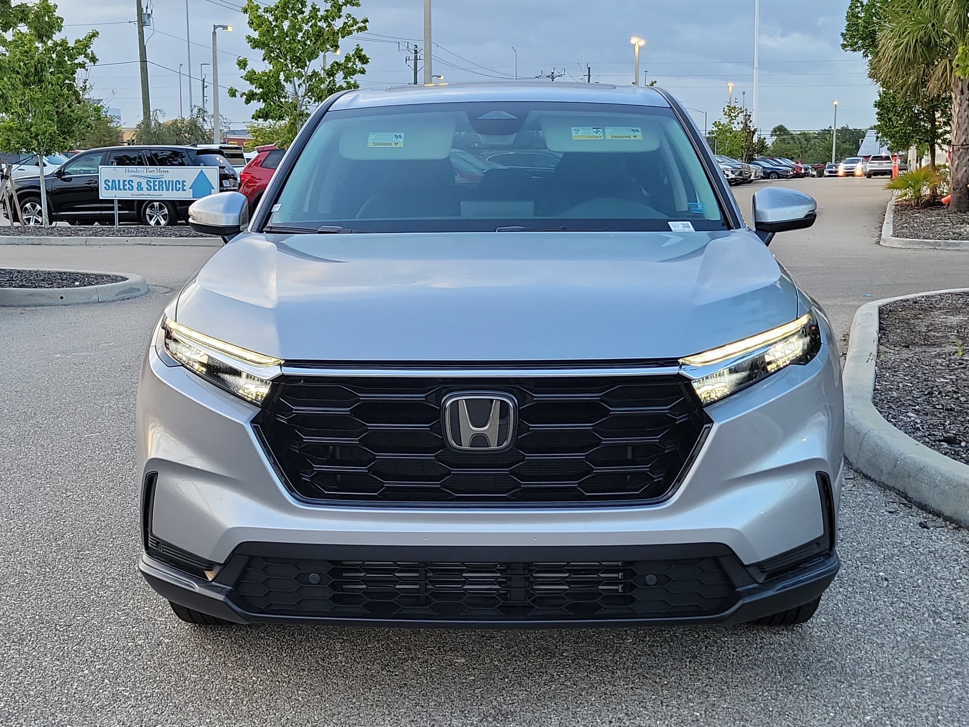 Used 2024 Honda CR-V EX-L image 2