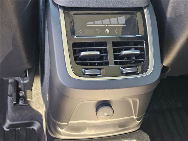 Used 2021 Volvo XC90 T8 Inscription Expression w/ Protection Package Premier image 17