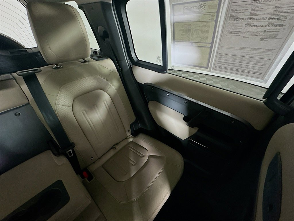 Used 2020 Land Rover Defender 110 S image 14