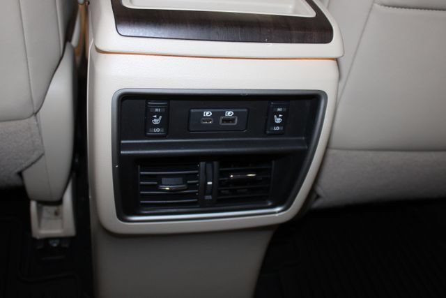 Used 2019 Nissan Murano Platinum AWD/4WD image 13