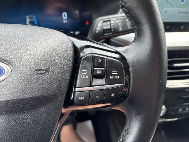 Used 2025 Ford Escape Platinum AWD/4WD image 12