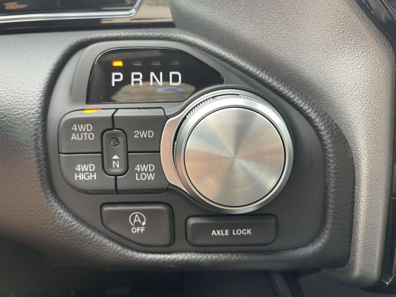 New 2026 RAM 1500 Laramie AWD/4WD image 24
