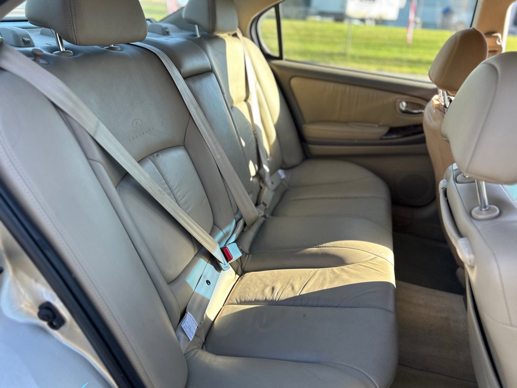 Used 2001 INFINITI I30 FWD image 20