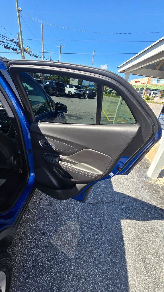 Used 2015 Buick Encore FWD image 15