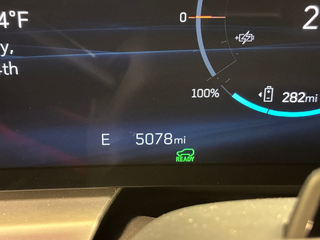 New 2025 Cadillac Lyriq Luxury RWD image 41