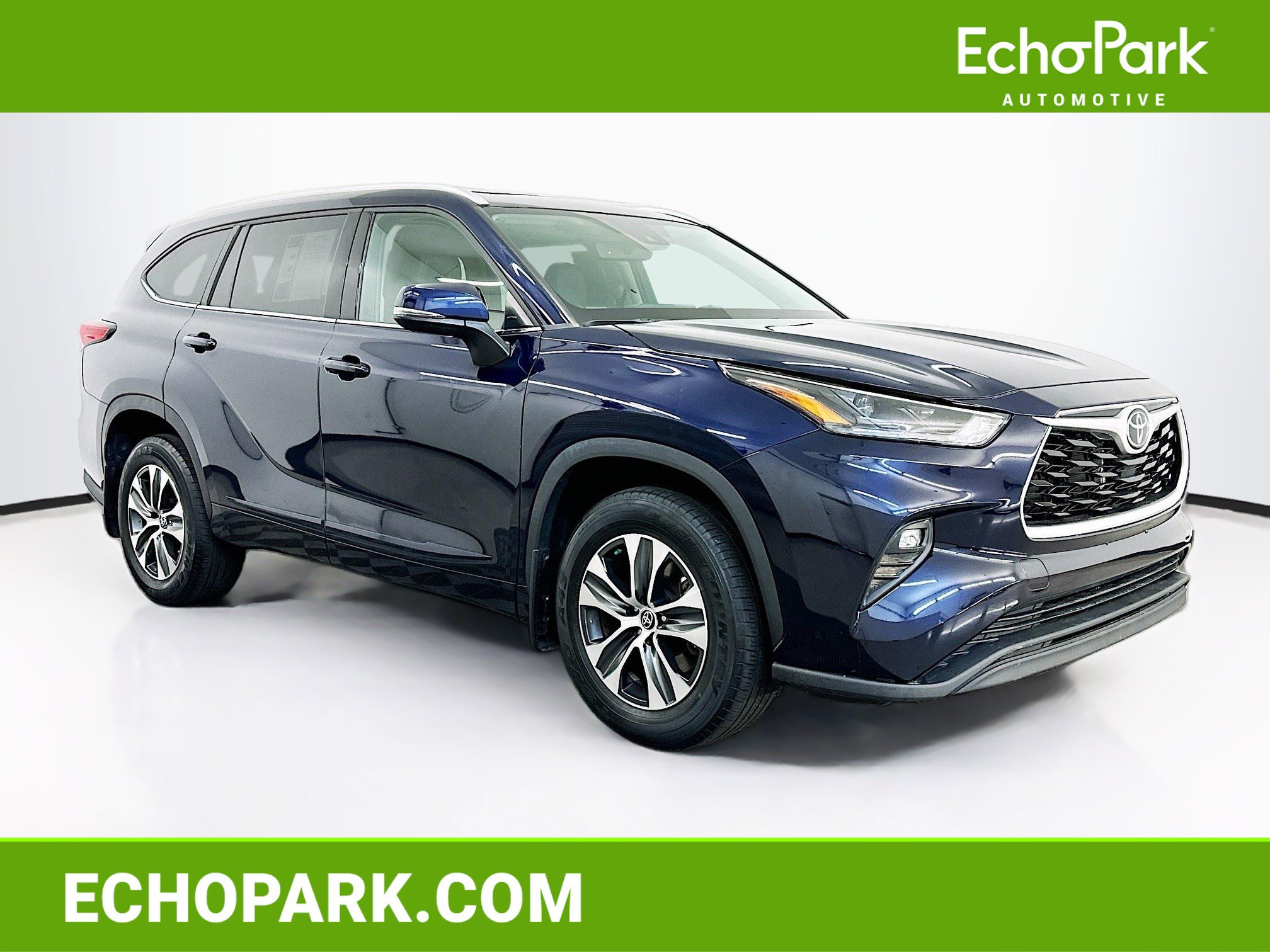 Used 2022 Toyota Highlander XLE