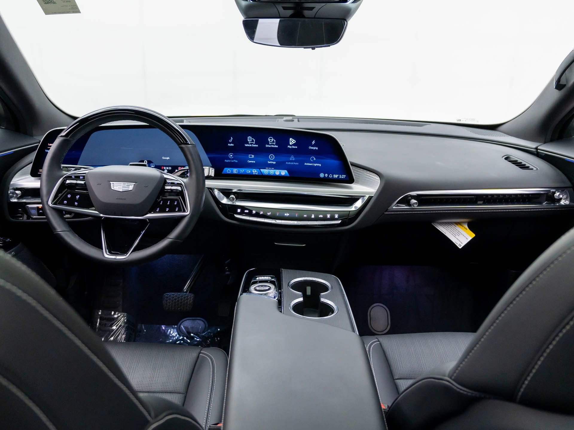 Certified 2025 Cadillac Lyriq Luxury w/ LPO, Floor Liner Package image 12