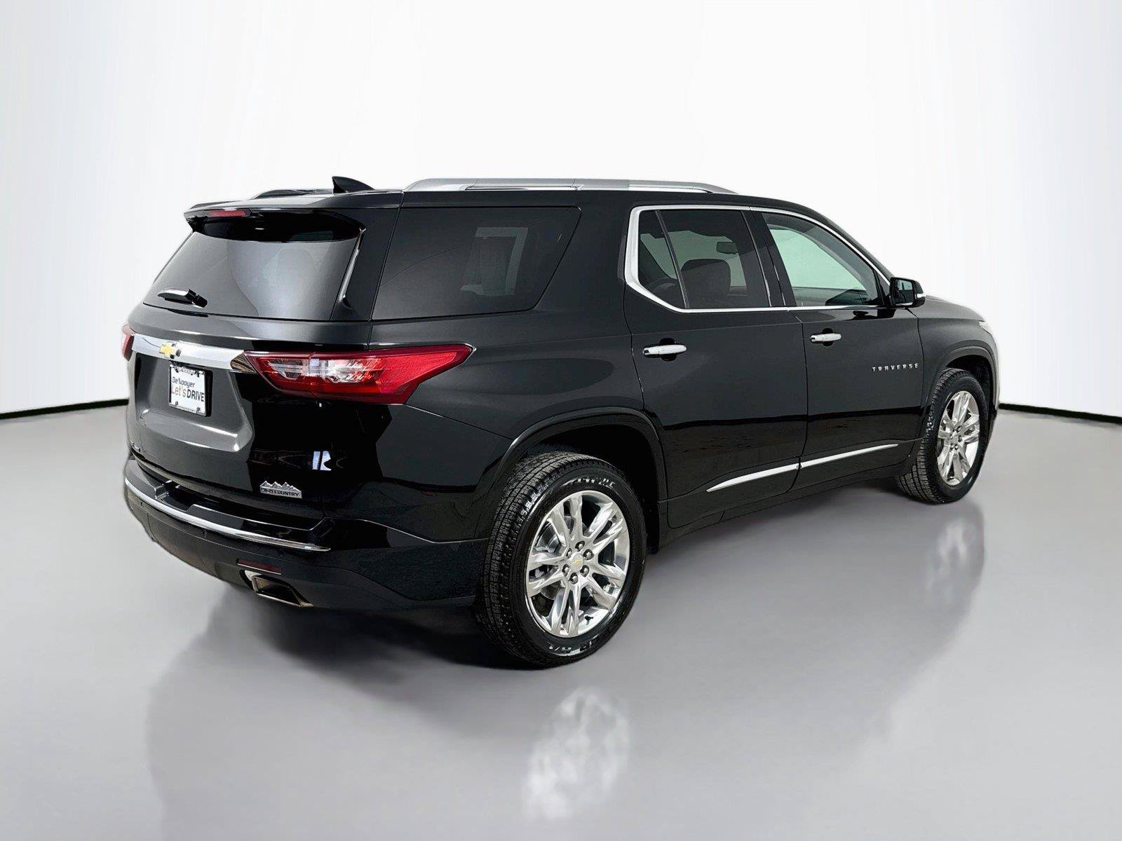 Used 2020 Chevrolet Traverse High Country AWD/4WD image 9
