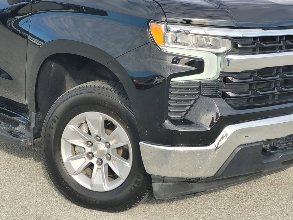 Used 2024 Chevrolet Silverado 1500 LT w/ Protection Package image 9