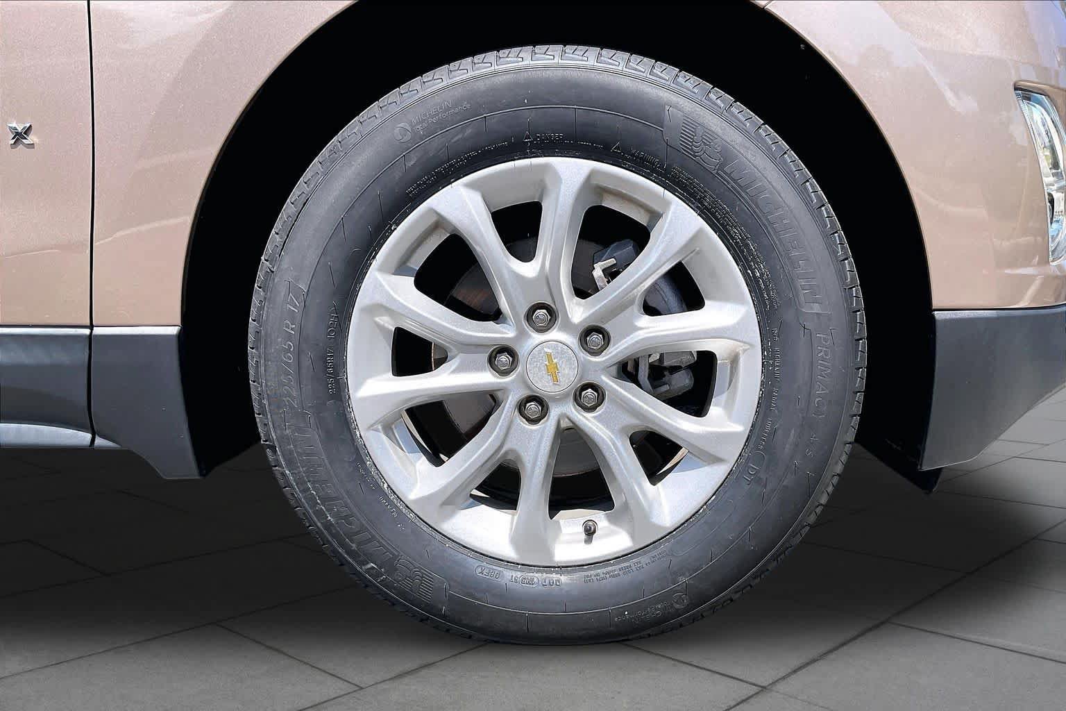 Used 2018 Chevrolet Equinox LS FWD image 10
