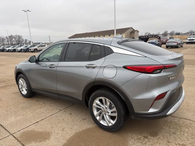 Used 2025 Buick Envista Preferred image 5