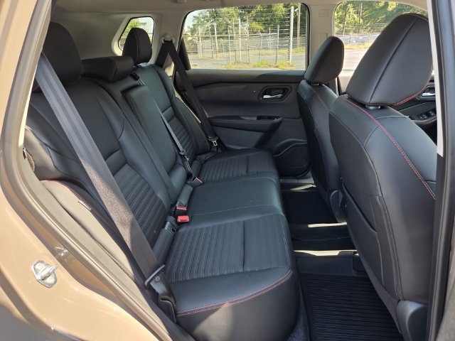 New 2026 Nissan Rogue SV AWD/4WD image 12