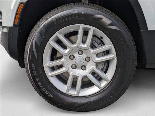 New 2025 Land Rover Defender 110 S image 10