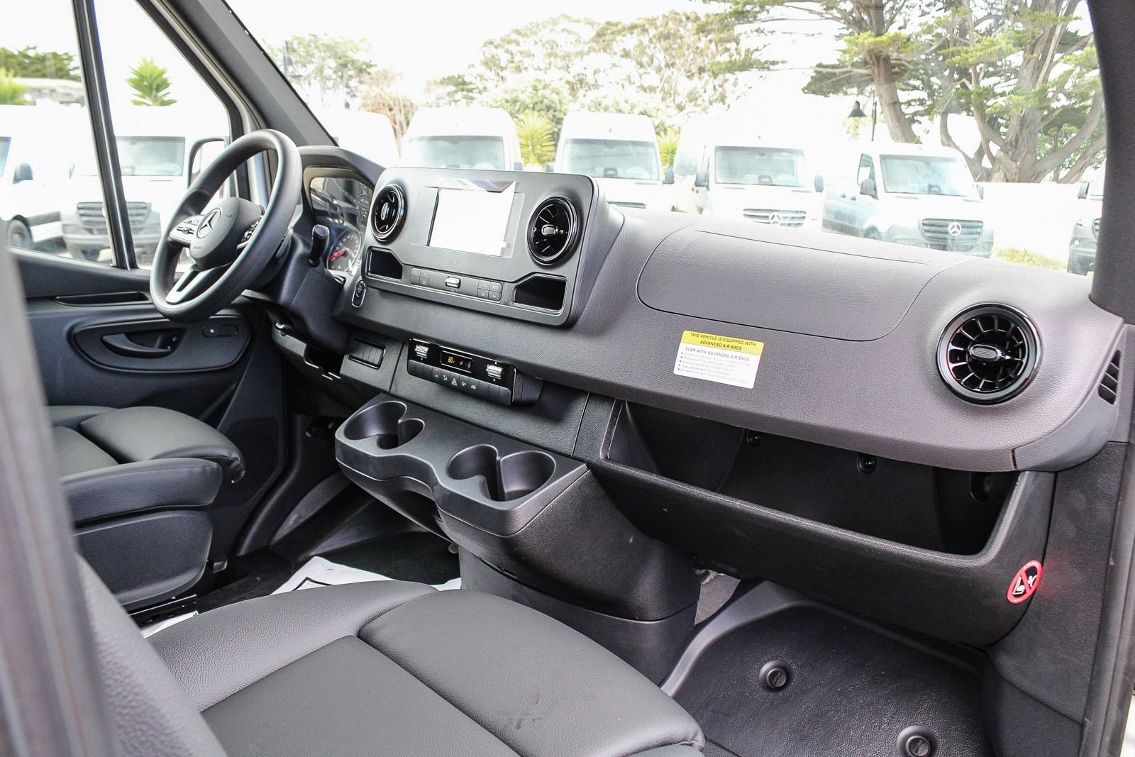 New 2024 Mercedes-Benz Sprinter 2500 image 13