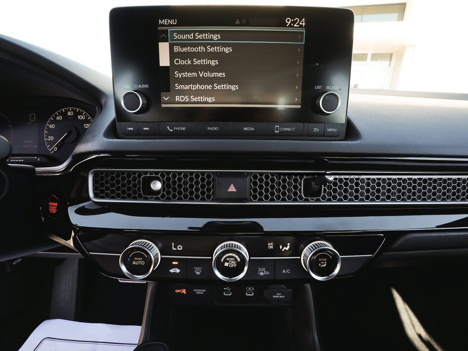 Used 2025 Honda Civic Sport image 25