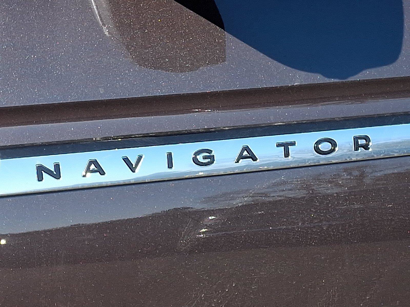 New 2026 Lincoln Navigator L Reserve AWD/4WD image 18