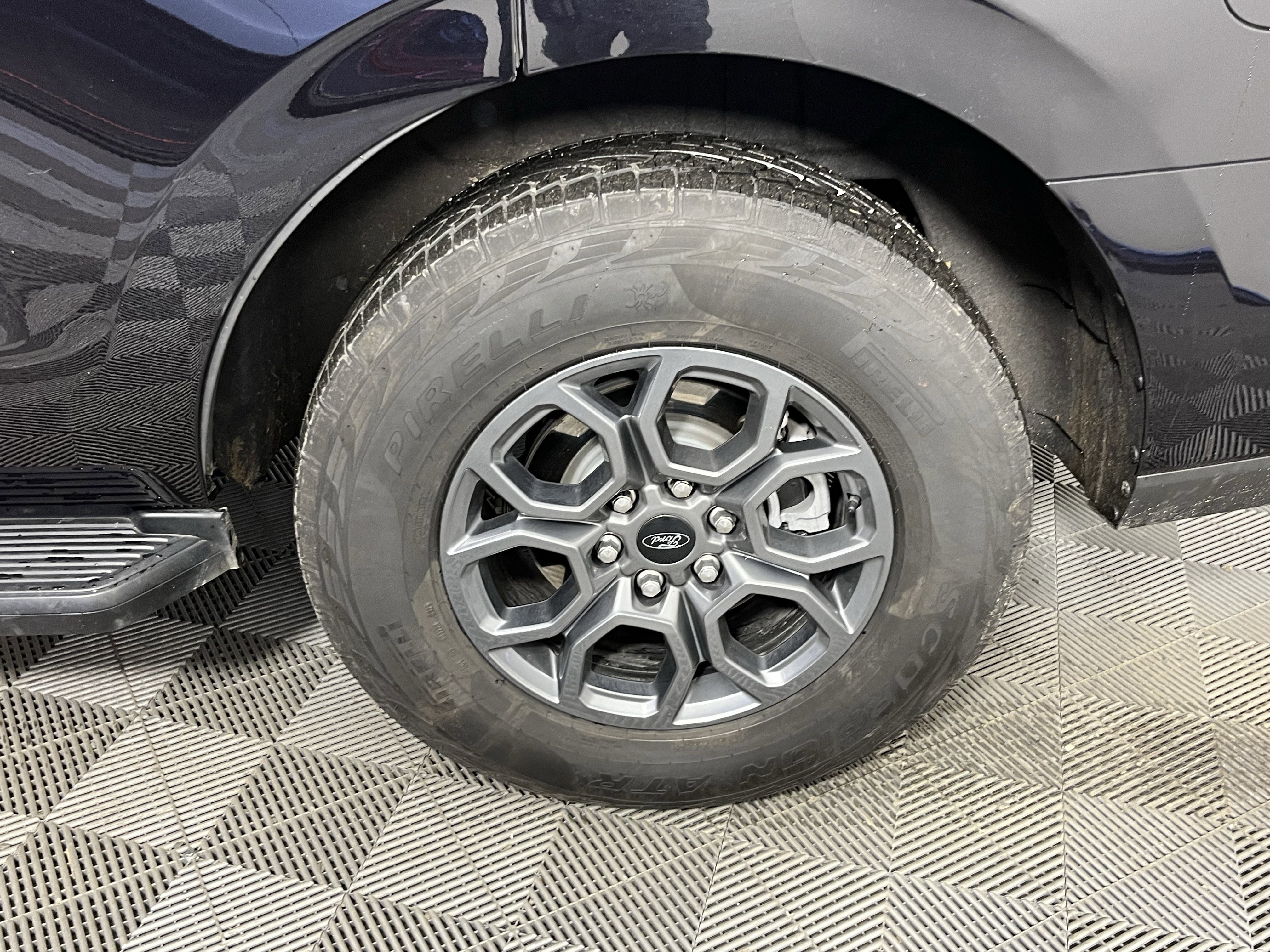 Used 2025 Ford Expedition Active image 20