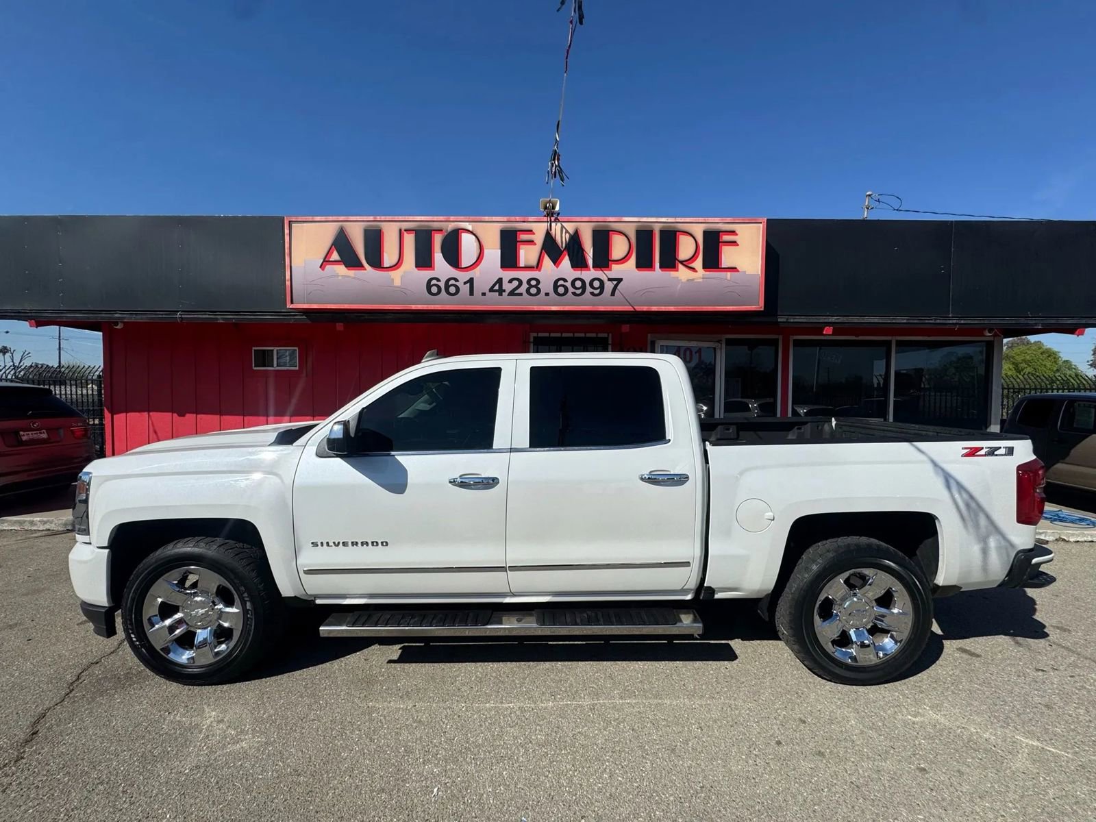 Used 2018 Chevrolet Silverado 1500 LTZ Z71 w/ LTZ Plus Package image 1