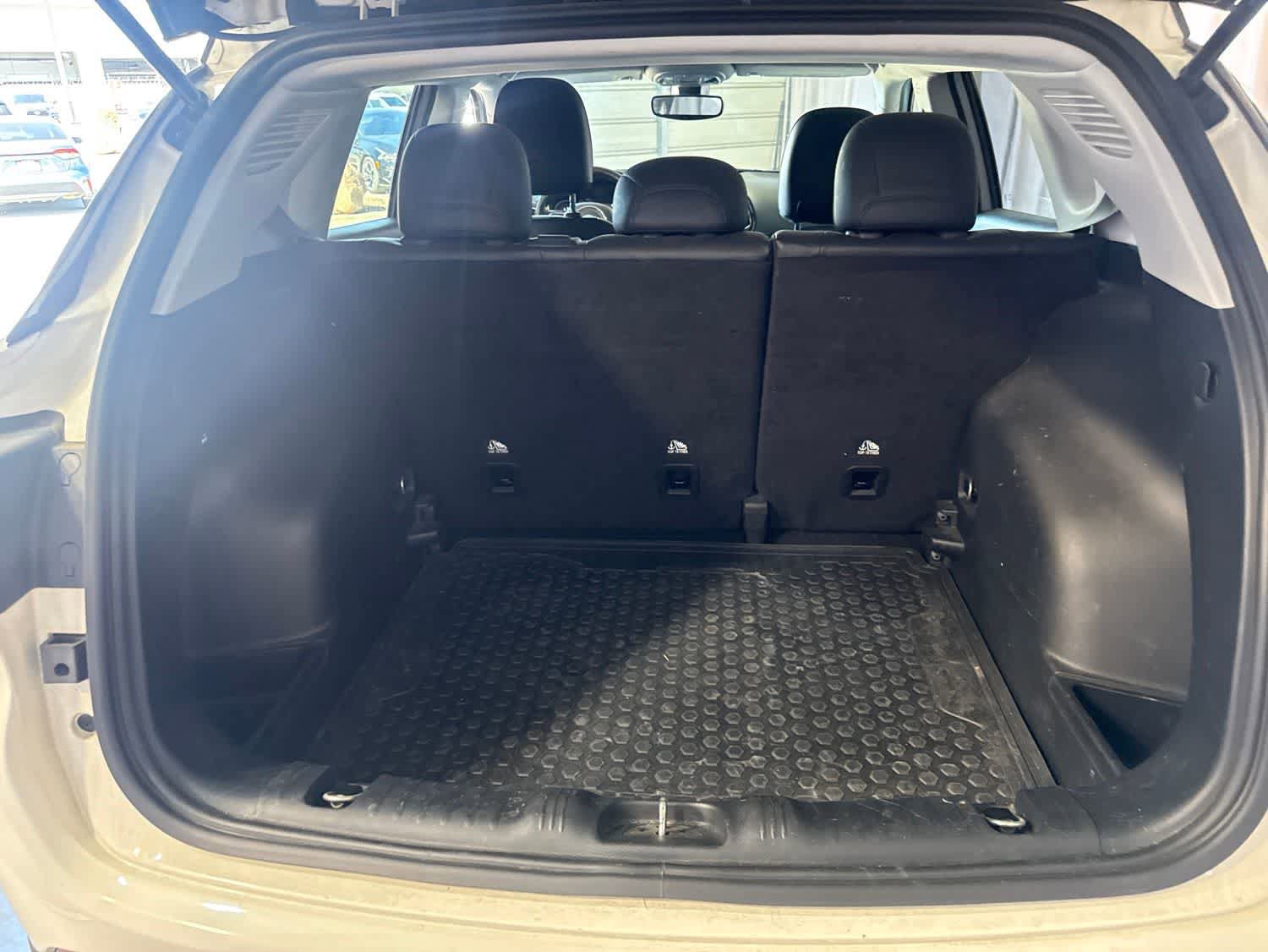 Used 2021 Jeep Compass Latitude FWD image 12